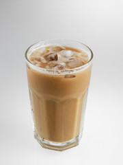 milk tea with ice