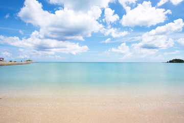 Fototapeta premium 沖縄のビーチ・志喜屋ビーチ
