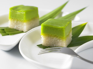 malay pandan custard cake