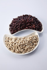 red kidney beans and black eye peas