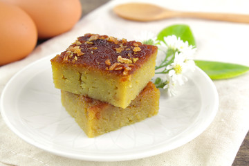 Coconut custard made from eggs with soybean and coconut milk