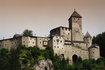 Fototapeta na wymiar Castle Taufers in Campo Tures, Valle Aurina, Italy.