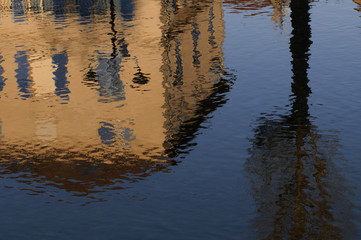 France, Bar-le-Duc, reflets dans l'eau
