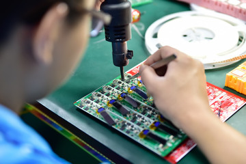 Soldering of microchip