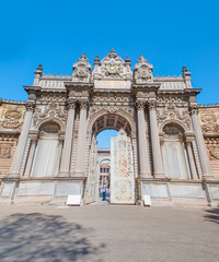 Obraz premium Dolmabahce Palace entrance istanbul Turkey