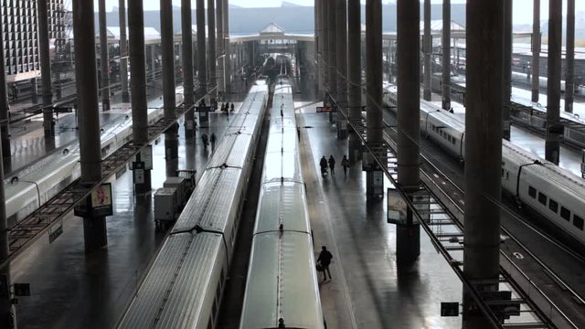 Last passengers running to catch the train
