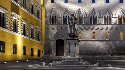 Piazza Salimbeni, Siena, Italy.