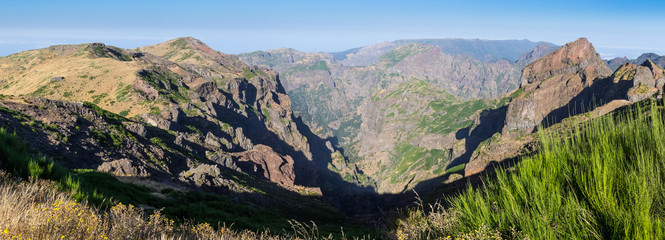 Fototapeta na wymiar Mountain Panorama