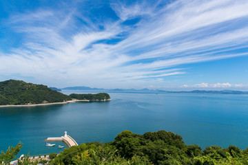 Obraz premium Akinada Tobishima Kaido( islands in Inland Sea of Seto are connected at a bridge.)