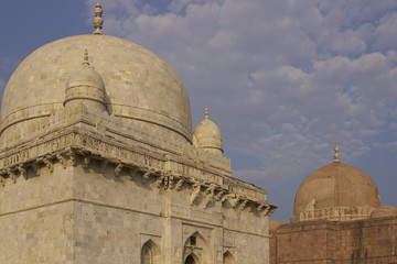 Fototapeta na wymiar Ancient islamic tomb of Hoshang Shah in the hilltop fortress of Mandu in Madya Pradesh, India. White marble building. 15th Century AD