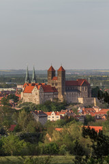 Fototapeta premium Blick auf das Quedlinburger Schloss