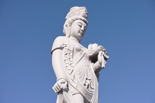 観音像」の写真素材 | 11,856件の無料イラスト画像 | Adobe Stock