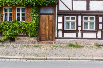 Fototapeta na wymiar historische Altstadt von Quedlinburg Fachwerkhäuser