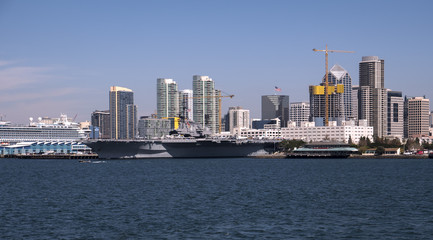 Fototapeta premium San Diego from the Water
