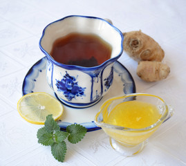 ginger lemon honey tea
