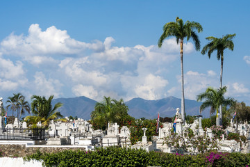 Fototapeta na wymiar Kuba - Santiago de Cuba - Cementerio Sta. Ifigenia