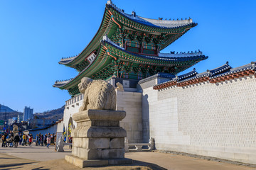 Gwanghwamun gate at Geyongbokgung Palace in Seoul, South Korea