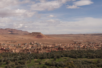 Fototapeta na wymiar Montaña en el desierto de Marruecos