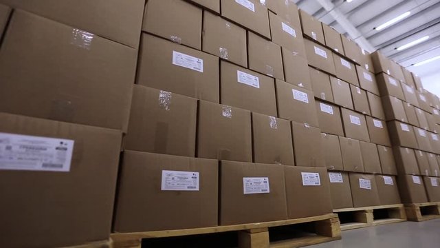 cardboard boxes in stock