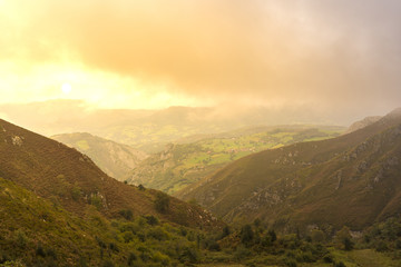 Picos de Europa en Covadonga (Asturias, España). 