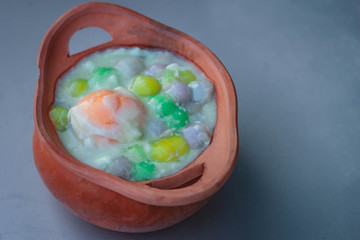 Fototapeta na wymiar Dumplings in coconut cream, Bua Loi, Dessert of Thailand.