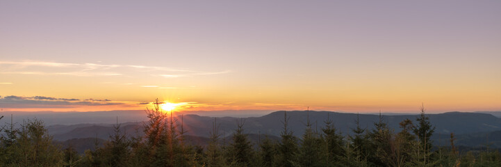 Sonnenuntergang auf der Schwarzwaldhochstraße