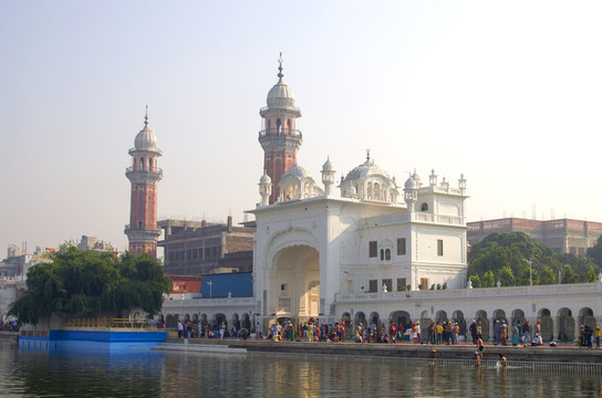 Architecture and place of interest of the city of Amritsar in India
