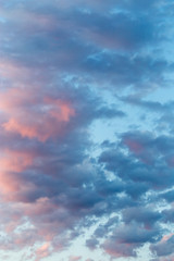 Obraz premium beautiful clouds in the sky at sunset background