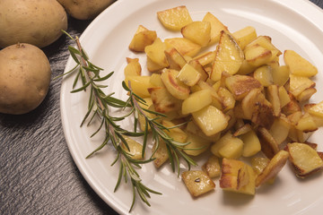 frische Bratkartoffeln
