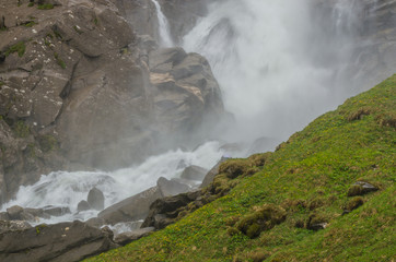 nebel bei wasserfall
