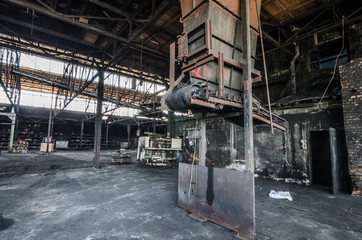 grosse halle von giesserei