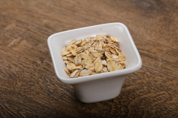 Raw oatmeal
