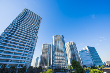 Fototapeta na wymiar 横浜の高層マンション