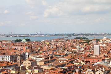 Fototapeta na wymiar Venice aerial cityscape view with red tile roofs from San Marco Campanile