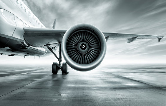 Fototapeta turbine of an airliner