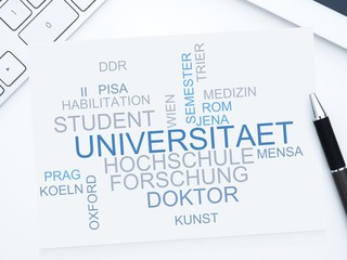 Universität