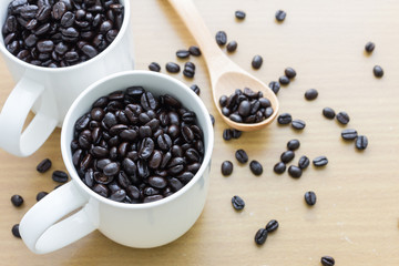 roasted coffee beans filled glass ceramic