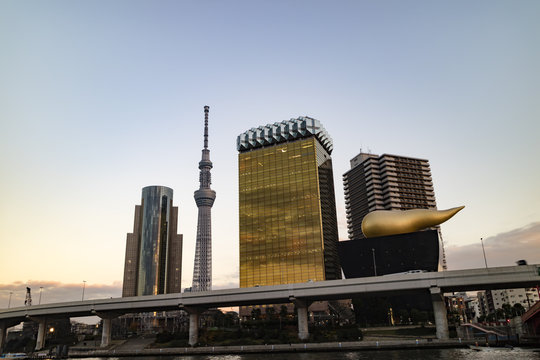 Sumida Ward City Hall, Asahi Beer Tower, Asahi Beer