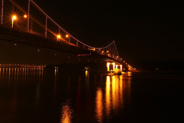 Fototapeta na wymiar Bridge over river