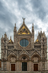 Fototapeta na wymiar Siena cathedral view