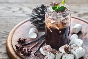 Crédence de cuisine en verre imprimé Chocolat Chocolat chaud aux guimauves