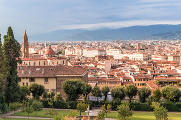 Fototapeta premium Skiline of the city Florence with Boboli gardens in the foreground.