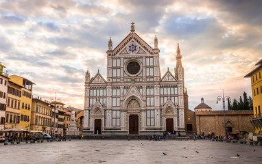 Fototapeta na wymiar The Basilica de Santa Croce in Florence, Italy