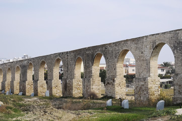 Fototapeta na wymiar Aqueduct