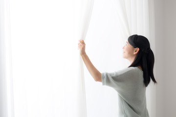 女性　換気