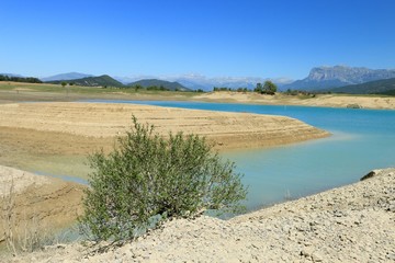 LAKE OF MEDIANO, VALLEY OF THE CINCA , PYRENNEES , SPAIN
