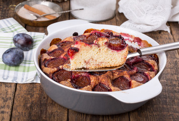 Original plum torte.
