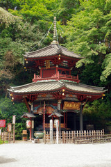 水沢寺の六角堂