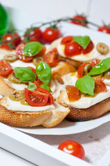 Bruschetta caprese