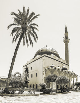 Ahmed Al Jazzar mosque - Akko, Israel (stylized retro)